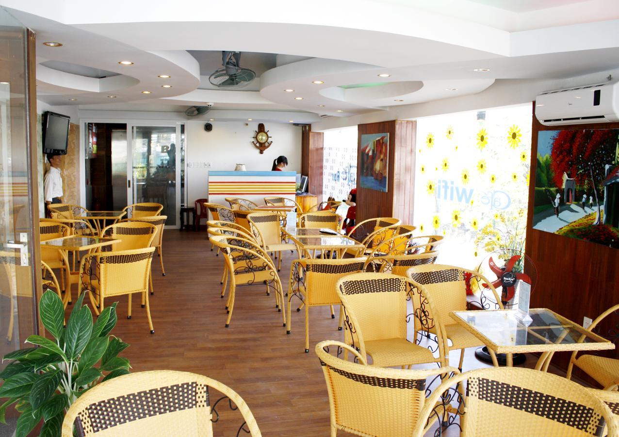 Camry Hotel Da Nang Exterior foto